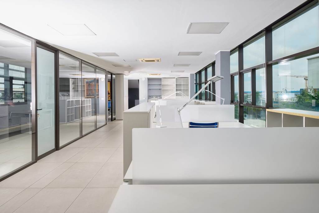 Espace de travail, Immeuble CARBONE — 217 m², bloc 2, Cocody