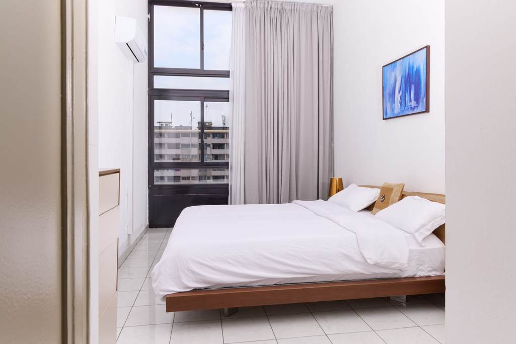 Chambre, B82 — Prestige, Plateau Centre